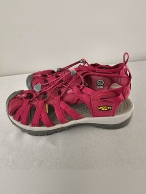 KEEN Whisper Womens Waterproof Hiking Sandals, Shoes